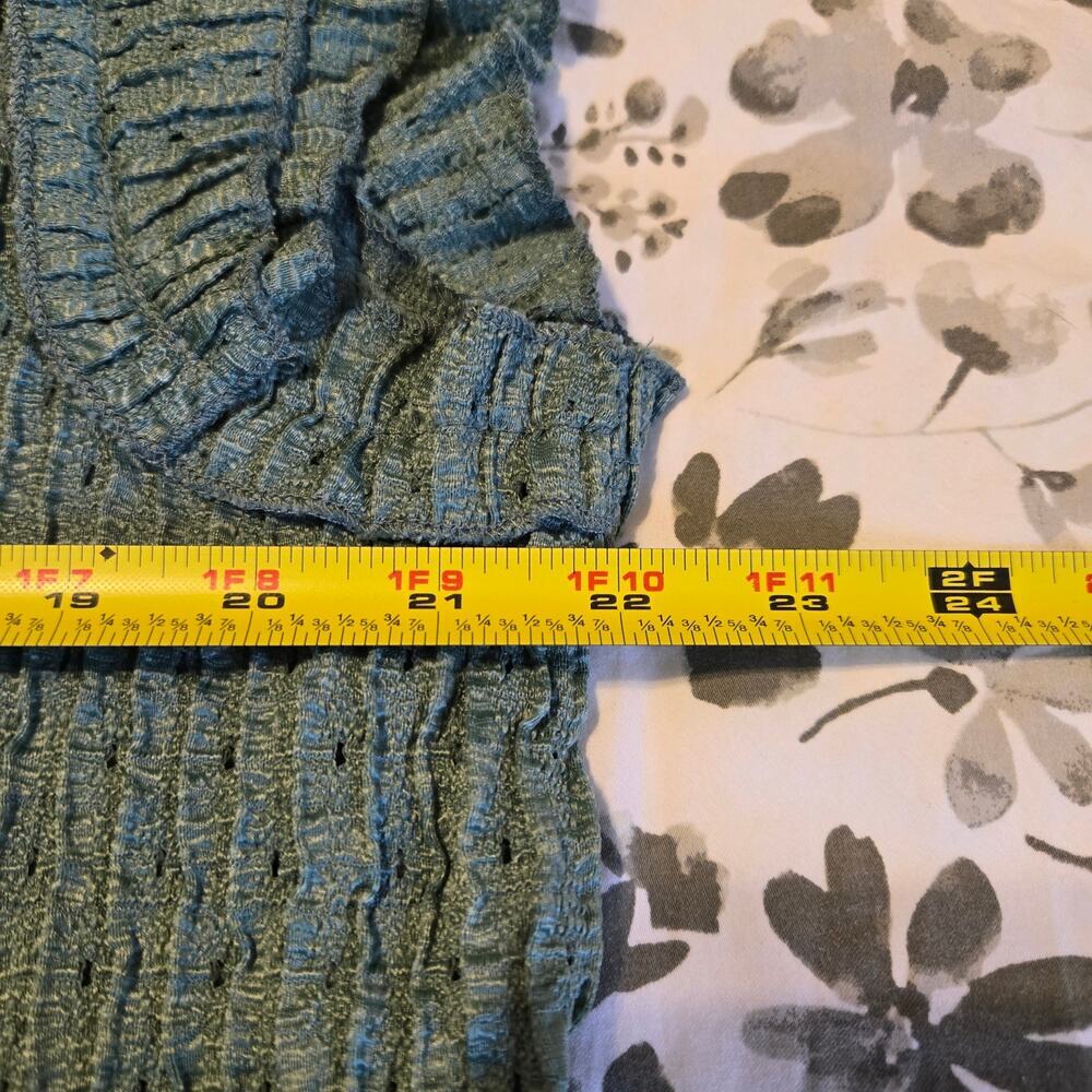 DR2 by Daniel Rainn Pointille Stitch Butterfly tiered ruffle sleeve Sage Green - Picture 5 of 8
